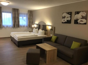  Gasthof Hotel Esterer  Розенхайм